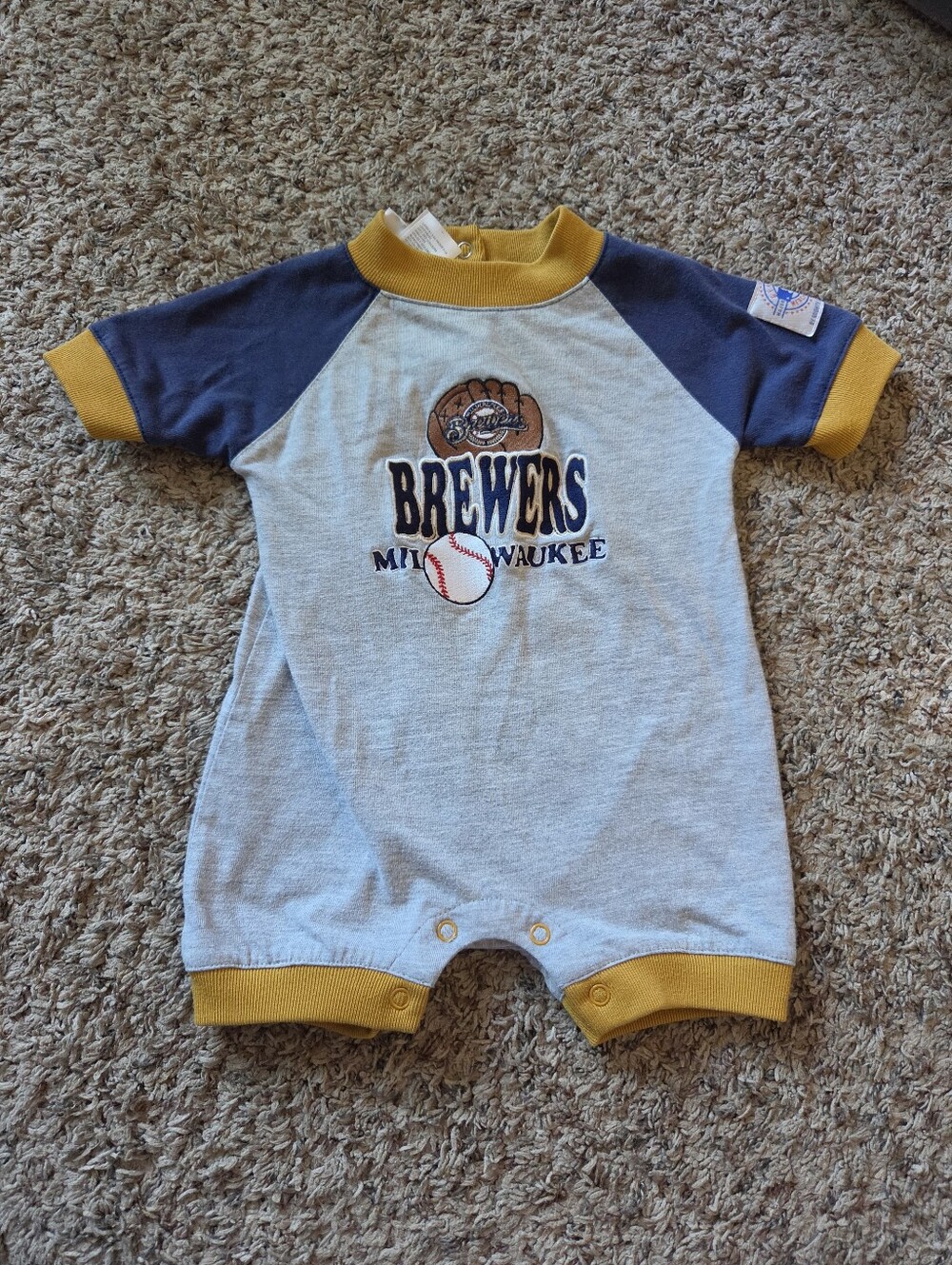 Vintage Y2k Milwaukee Brewers Romper 3-6 Month